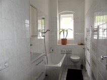 08 - Neues Wannenbad WC