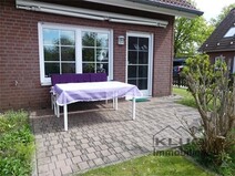 05 - Große Westterrasse mit Sonnenm