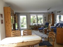 10 - Wohn und Esszimmer mit Ausgang