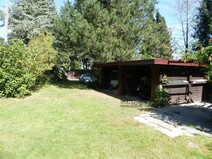 09 - Grundstücksansicht mit Carport