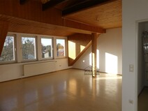 10 - Wohnzimmer Wohnung DG