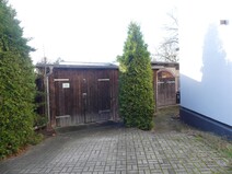 16 - Nebengelass und Garage