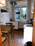 11 - Einbauküche mit Essplatz