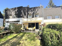 02 - Rückansicht mit Terrasse1