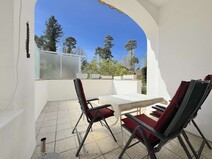 12 - Geschützte Terrasse