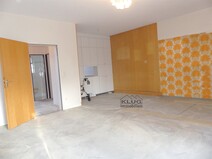 09 - Wohnzimmer mit Durchreiche zur