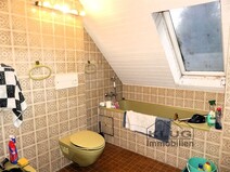 22 - Bad mit Wanne