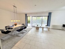 11 - Wohnhzimmer