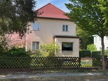 02 - Straßenansicht