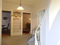 15 - Eingangsbereich mit Garderobe