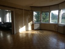 06 - Wohn und Esszimmer mit Durchga
