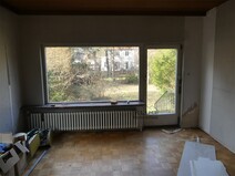 07 - Zimmer mit Ausgang zum Garten