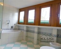 21 - Komfortbad WC mit Wanne, WC u.