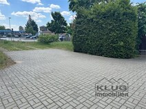 04 - Hoffläche mit Kfz-Stellflächen