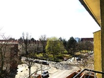 05 - Ausblick vom Balkon nach recht