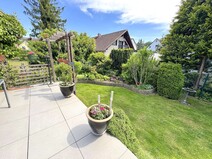 06 - Blick in den Garten