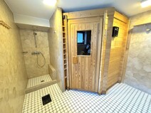 24 - Sauna