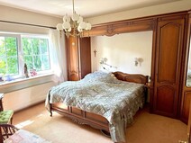 09 - Schlafzimmer