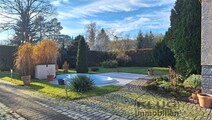 02 - Gartenansicht mit Swimmingpool