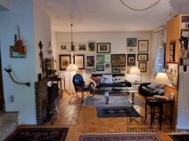 04 - Wohnzimmer mit Kamin
