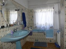 15 - Wannenbad WC im OG