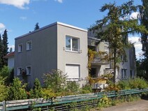 02 - Aussensicht mit linker Giebels