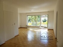 05 - Parkettwohnbereich mit Ausgang