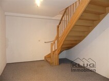 16 - Kellertreppe und Diele im KG