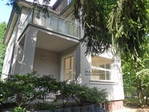 03 - Seitliche Hausansicht