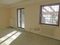 10 - Wohnzimmer mit Ausgang