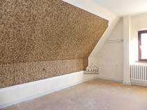 13 - Schlafzimmer mit Schrägen im D