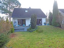 02 - Rückansicht mit Garten