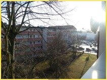 Berlin-Mitte (Wedding)! Helle 2 Zimmer ETW (4. OG - Fahrstuhl) mit Sonnenbalkon u. KFZ-Platz