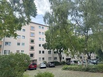 15 - Wohnanlage mit Stellplätzen