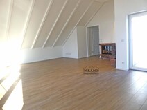 03 - Helles Kaminwohnzimmer