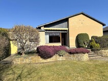 02 - Rückansicht mit Terrasse