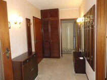 06 - Großer Flur im EG