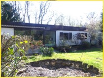 01 - Frontansicht mit Garten