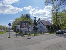 05 - Straßenansicht Schloßallee