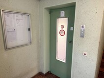 11 - Aufzug