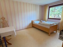 10 - Schlafzimmer