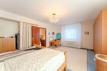 11 - Schlafzimmer