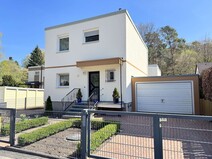 02 - Haus und Garage