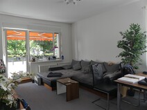 03 - Wohnzimmer mit Balkon