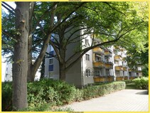 Reinickendorf! Bezugsfreie 2 Zimmer Eigentumswohnung mit Südbalkon u. Parkmöglichkeit