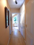 25 - Diele mit Einbauschrank im OG