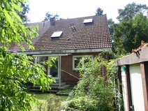 02 - Rückansicht mit Hauseingang