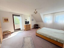 09 - Schlafzimmer