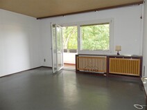 05 - Wohnzimmer mit Ausgang zum Bal