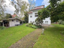 03 - Grundstück vorn